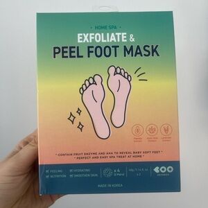 DEARBOO Korean Skincare Home Spa Exfoliate & Peel Foot Mask 2 Pairs 4 Masks